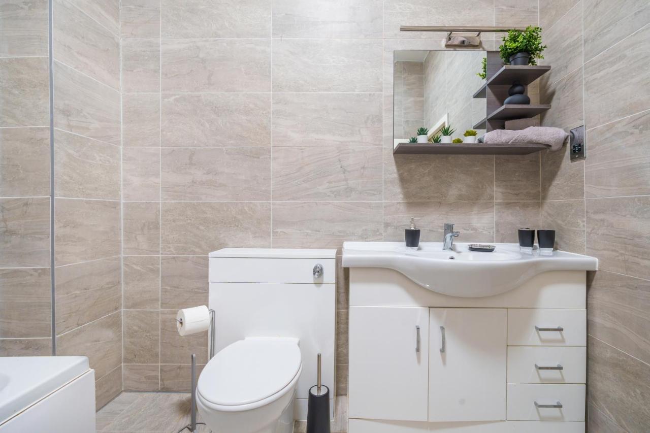 Spacious City Centre Apartment - Sleeps 8 Liverpool Eksteriør billede